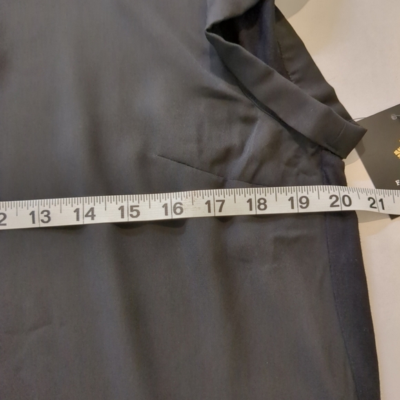 Fortune And Ivy Women's Helina Mixed Material Black Blouse NWT , Size L - Picture 6 of 9